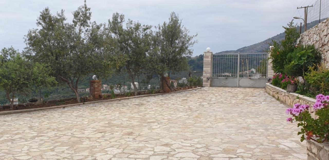 Escape Rooms Himare Exterior photo